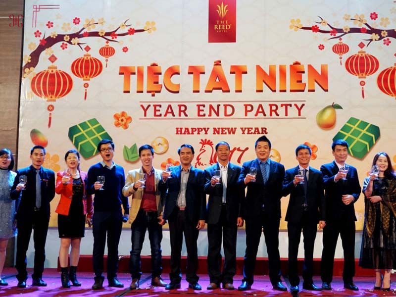 Tiệc tất niên, year end party