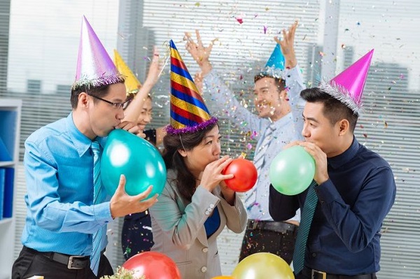 Hướng dẫn cách tổ chức sinh nhật công ty thành công và ý nghĩa