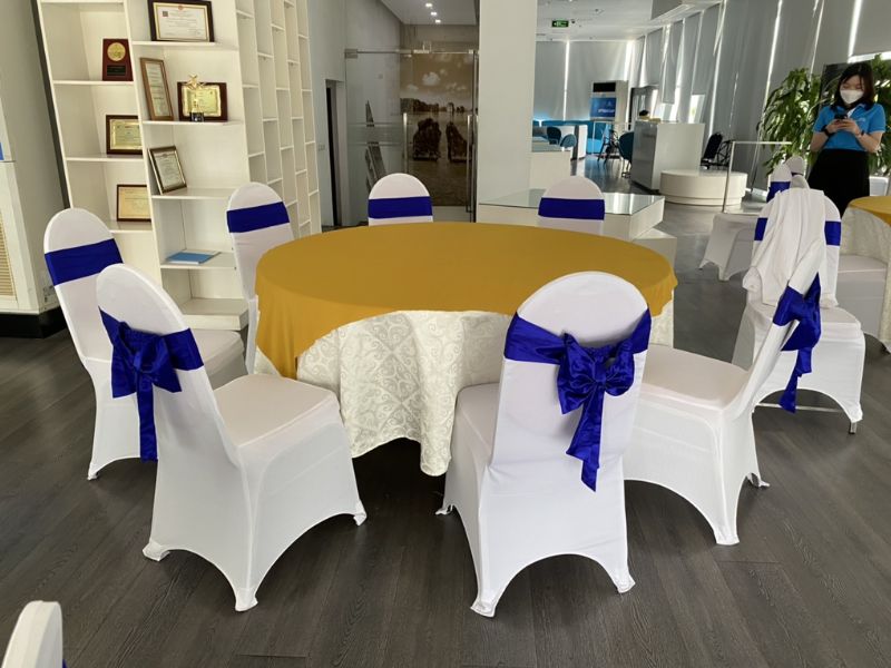 lý do chọn thuê bàn tròn sự kiện Hưng Thịnh