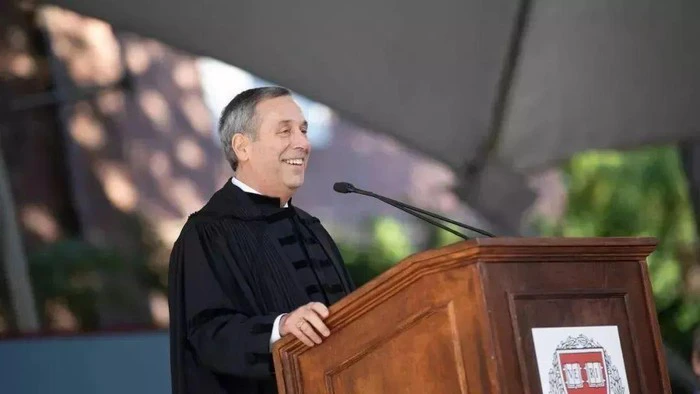 Bài phát biểu cảm ơn ngắn gọn, chân thành giúp bạn ghi điểm tuyệt đối trước khách mời 