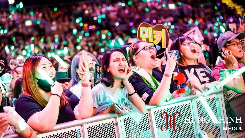 Off fan là gì? Tất tần tật về sự kiện kết nối thần tượng và người hâm mộ 